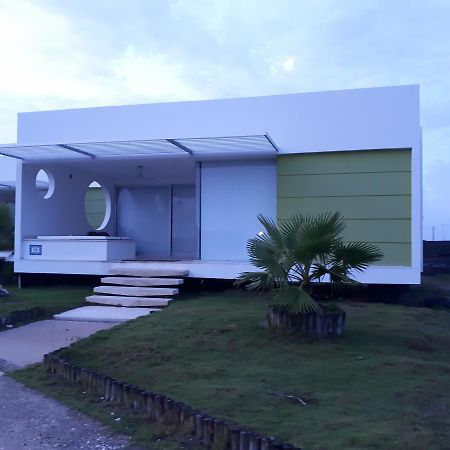 Cabana Puerto Velero Puerto Caimán المظهر الخارجي الصورة